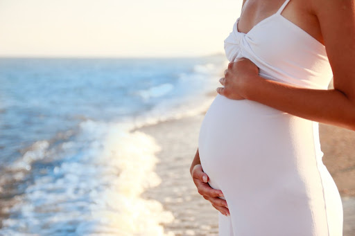 Pregnant this Summer? Here are 8 Ways to Beat the Heat